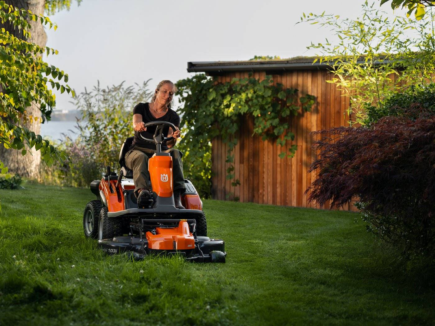 Husqvarna Aufsitzmäher Rider R 200iX AWD 85 cm