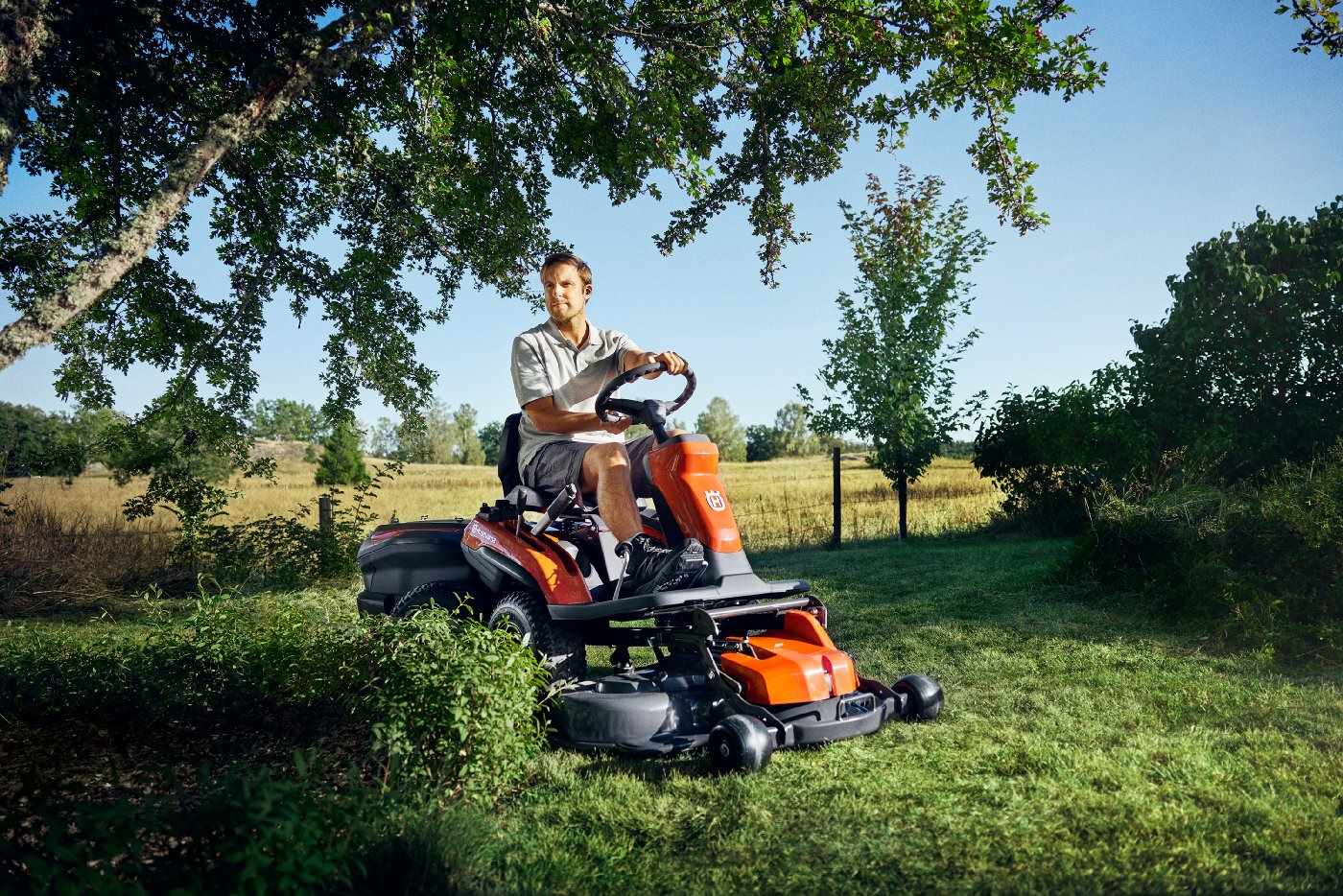 Husqvarna Akku-Frontmäher Rider 200iX