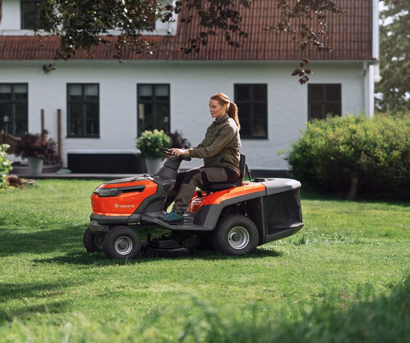 Husqvarna Akku-Rasentraktor TC 100i 95 cm