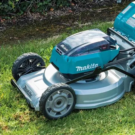 Makita Akku-Rasenmäher DLM537Z 53 cm