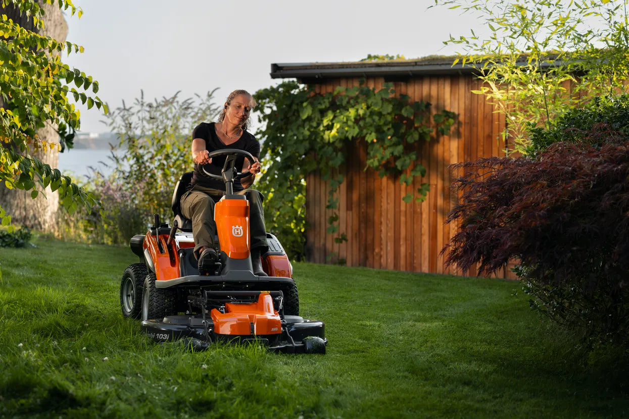 Husqvarna Akku-Rider R 200iX AWD