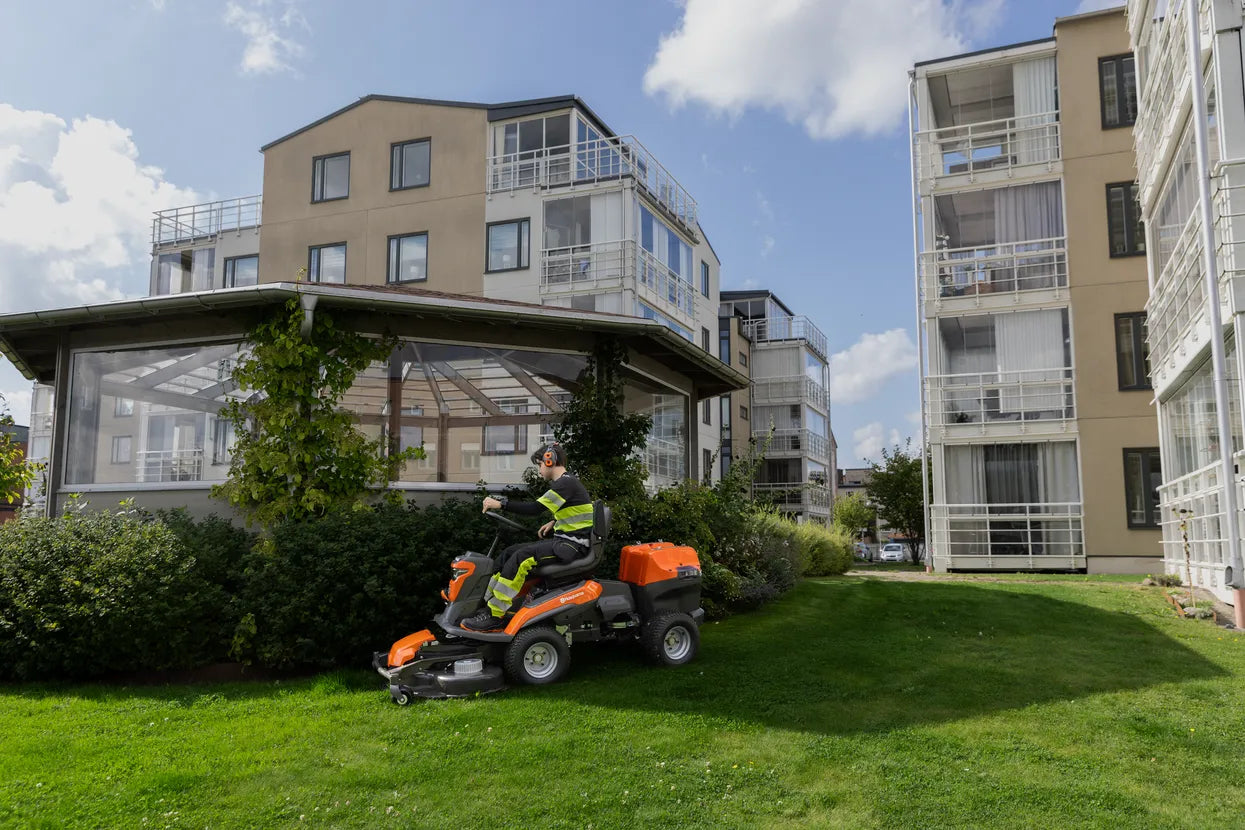 Husqvarna Frontmäher FM 410i 112 cm