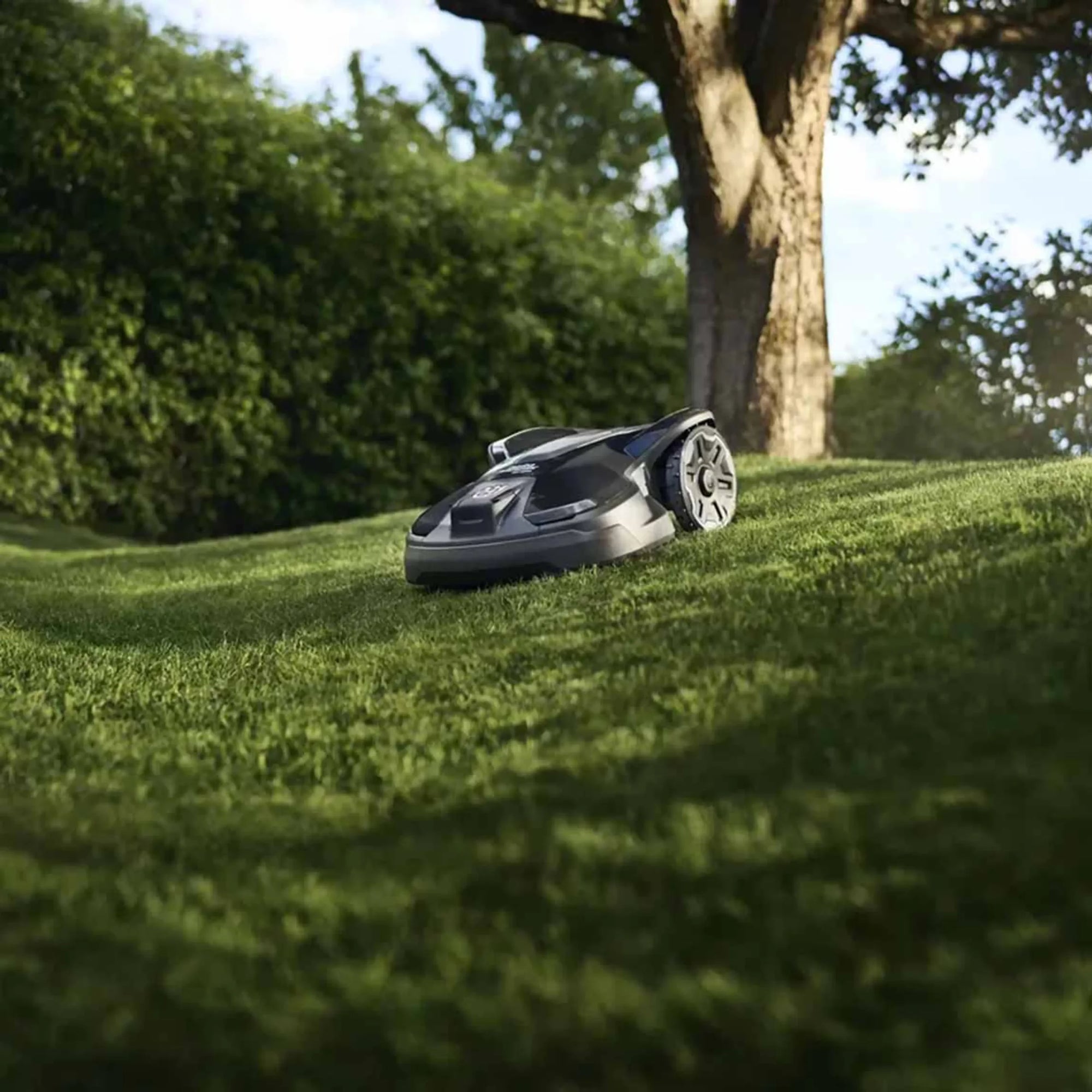 Husqvarna Mähroboter Automower 320 NERA mit Garage