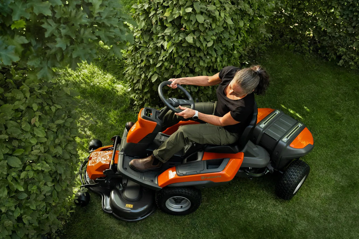 Husqvarna Akku-Rider R 200iX AWD