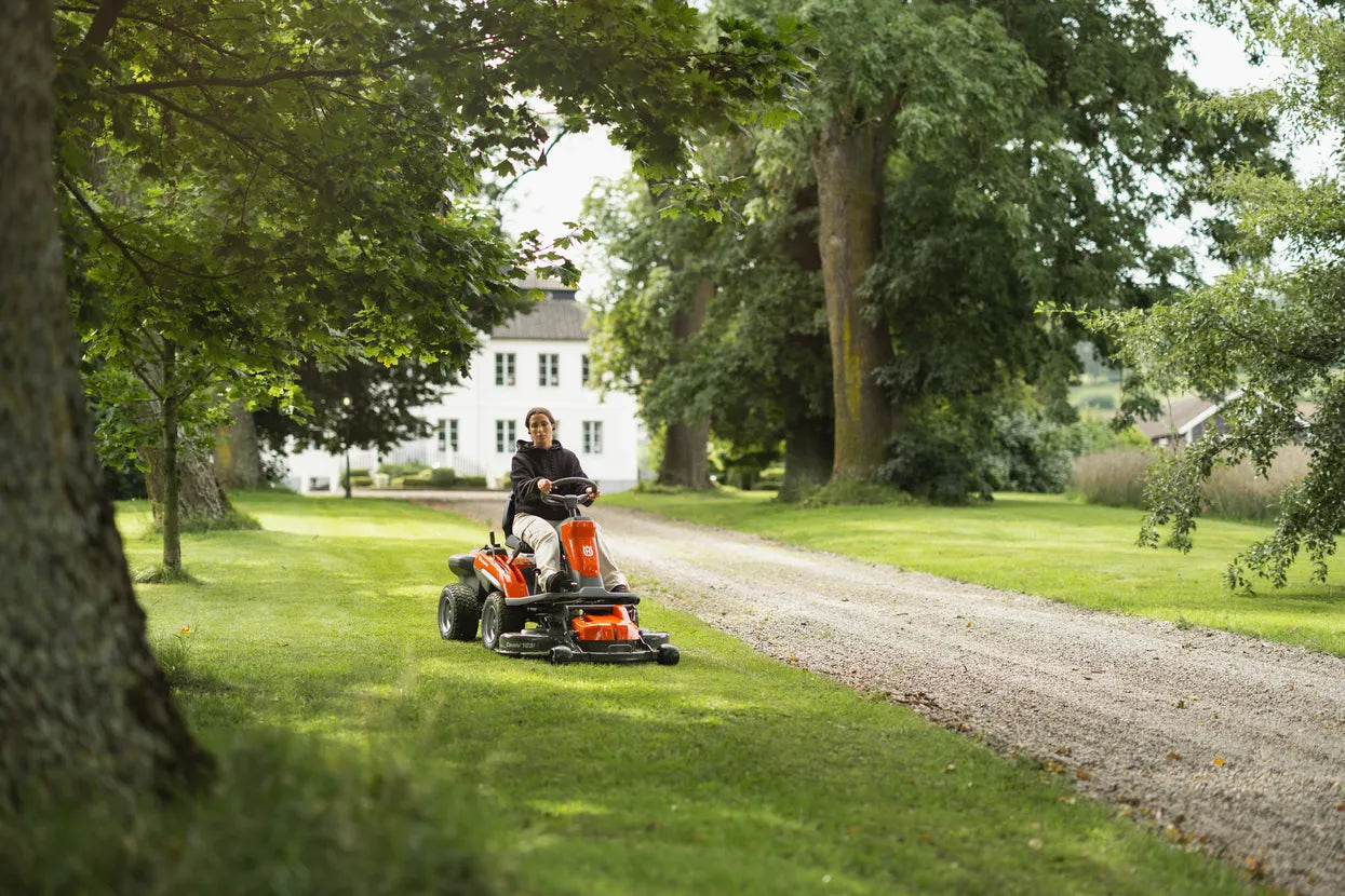 Husqvarna Aufsitzrasenmäher R 200iX