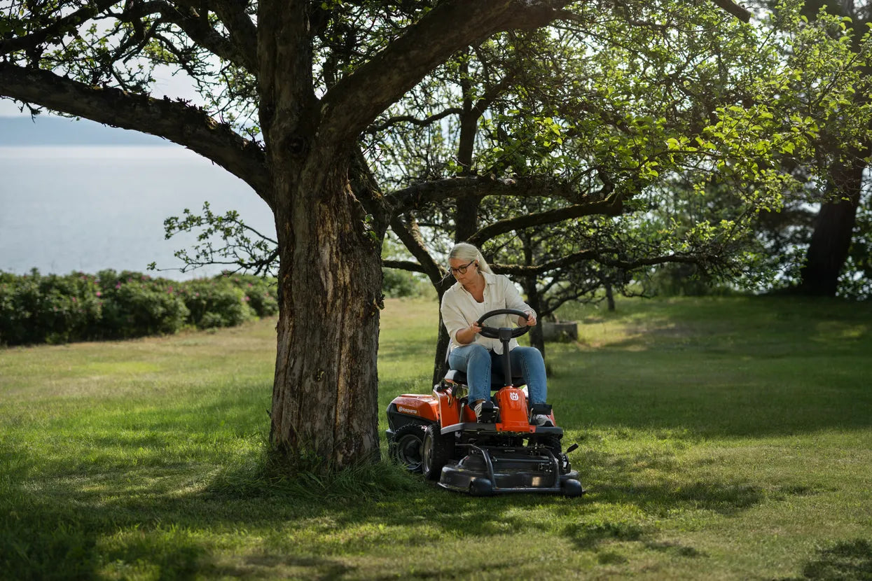 Husqvarna Akku-Aufsitzmäher R 112iC 85 cm